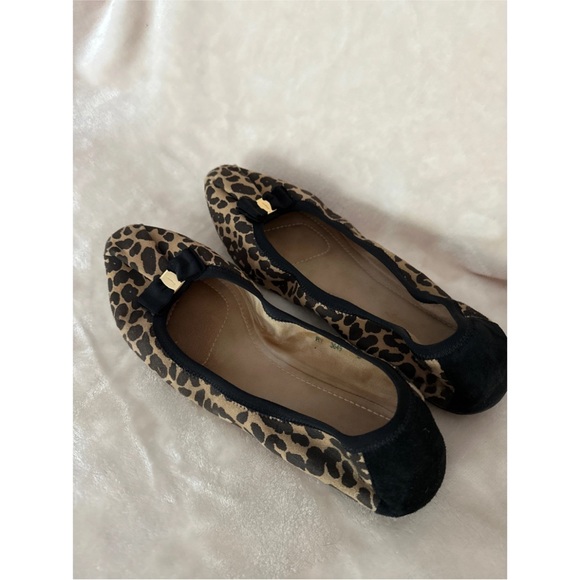 Salvatore Ferragamo Leopard Print Ballet Flat - Picture 6 of 7
